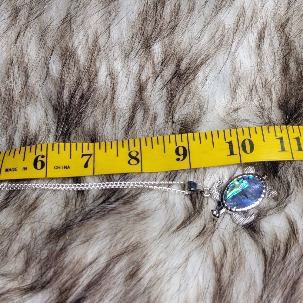Abalone Shell Turtle Necklace - Picture 2 of 6